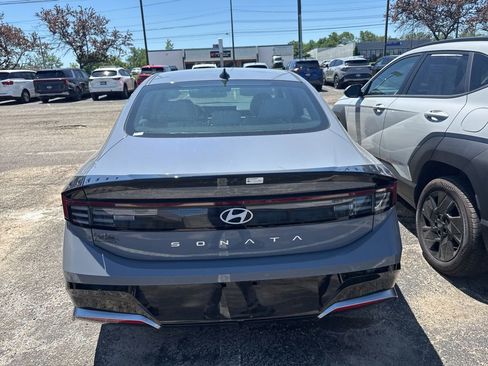 Certified 2025 Hyundai Sonata SEL FWD image 4