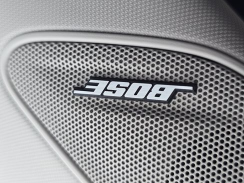 New 2025 Honda Pilot Touring image 11