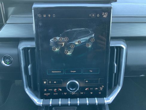 Used 2024 GMC Acadia Elevation image 38