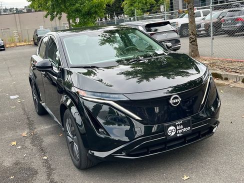 Used 2023 Nissan Ariya FWD image 7