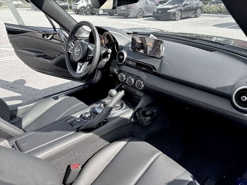New 2026 MAZDA MX-5 Miata RF Grand Touring image 35