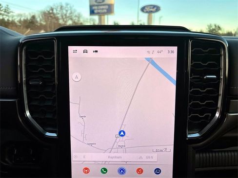 Used 2025 Ford Ranger Lariat w/ FX4 Off-Road Package image 21