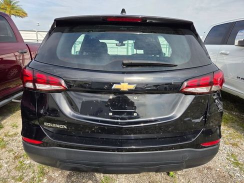 Used 2024 Chevrolet Equinox LS FWD image 4