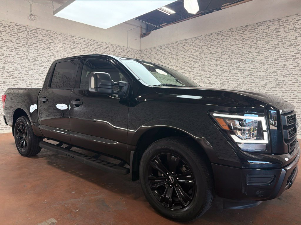 Used 2024 Nissan Titan SV w/ SV Convenience Package AWD/4WD image 1