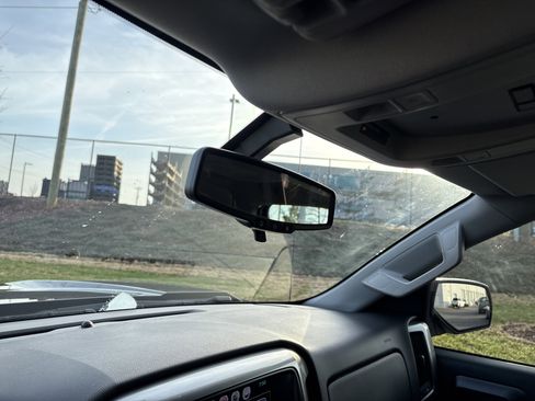 Used 2018 Chevrolet Silverado 1500 LT w/ All Star Edition image 27