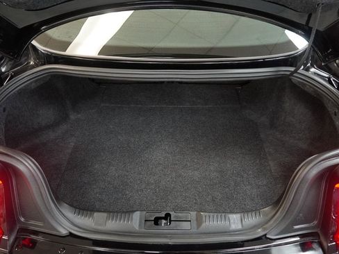 Used 2019 Ford Mustang Coupe w/ Equipment Group 101A RWD image 19