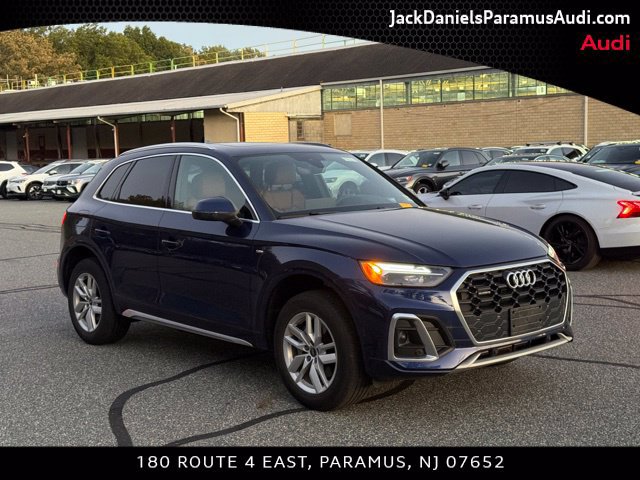 Used 2024 Audi Q5 2.0T Premium AWD/4WD image 3