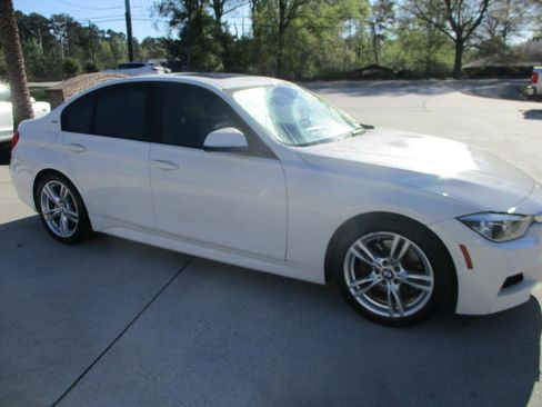 Used 2017 BMW 330e image 8
