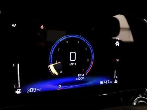 Used 2025 Chevrolet Trax ACTIV image 22