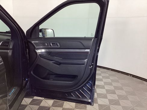 Used 2018 Ford Explorer Sport AWD/4WD image 8