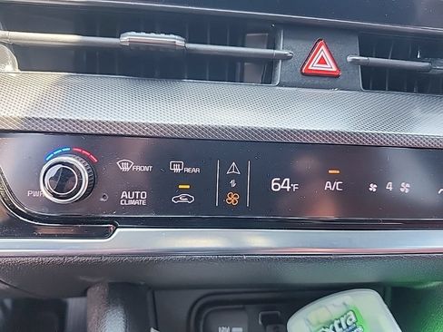 Used 2023 Kia Sportage SX FWD image 5