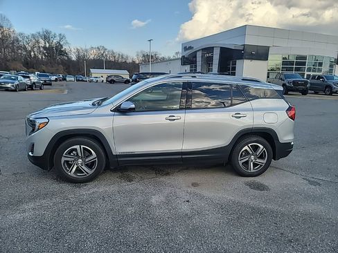 Used 2019 GMC Terrain SLT w/ Preferred Package image 4