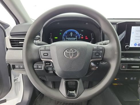Used 2025 Toyota Camry LE w/ Convenience Package FWD image 23