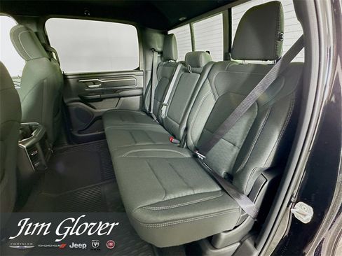 New 2026 RAM 1500 4x4 Crew Cab image 17