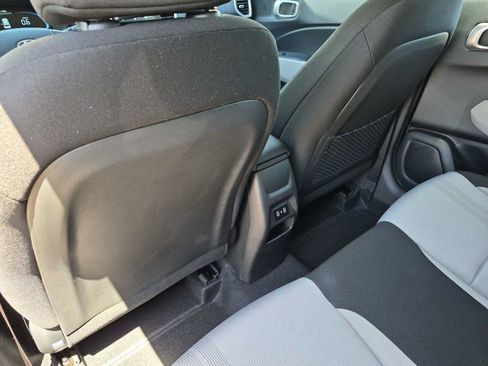 New 2026 Hyundai Venue SEL FWD image 17