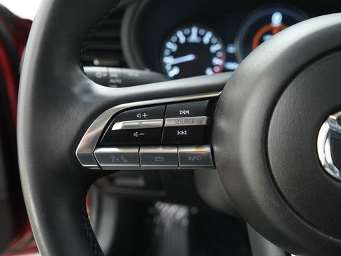 Used 2023 MAZDA MAZDA3 s image 25