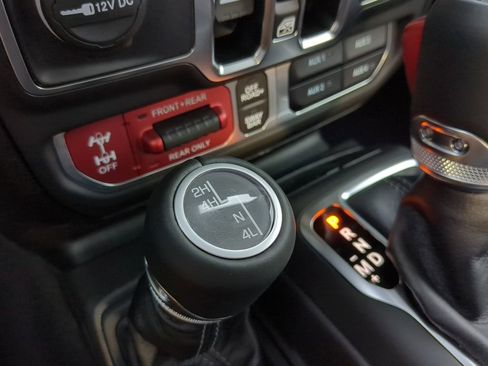 New 2025 Jeep Gladiator Rubicon w/ Convenience Group image 20