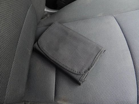 Used 2017 Chevrolet Cruze LT w/ Convenience Package image 25