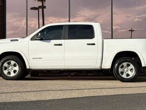Used 2025 RAM 1500 Big Horn AWD/4WD image 5