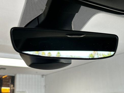 Used 2024 RAM 2500 Big Horn w/ Bed Utility Group image 24