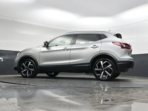 Used 2022 Nissan Rogue Sport SL w/ Premium Package FWD image 35