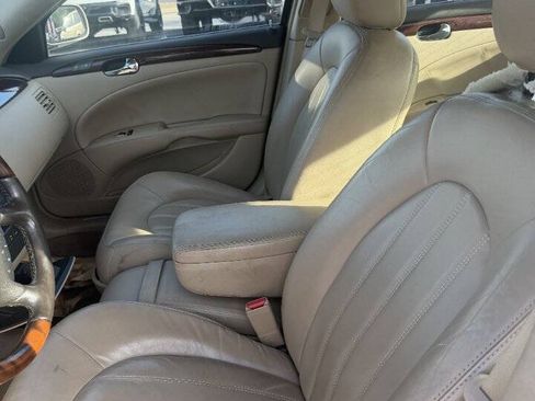 Used 2008 Buick Lucerne CXL w/ Ultra Confidence Package FWD image 3