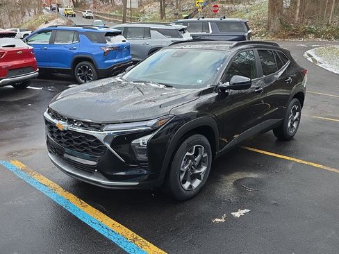 New 2025 Chevrolet Trax LT w/ Driver Confidence Package image 4