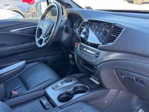 Certified 2023 Honda Passport EX-L image 10