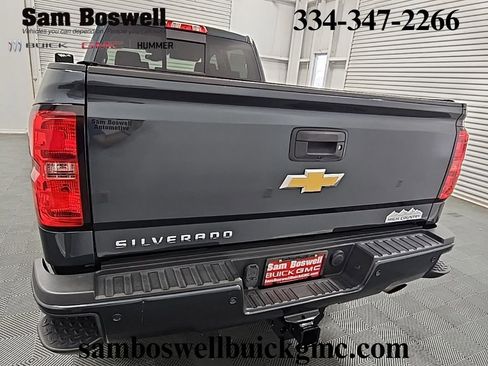 Used 2017 Chevrolet Silverado 2500 High Country image 7