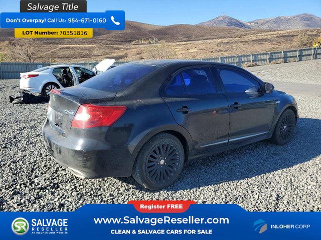 Used 2012 Suzuki Kizashi SE FWD image 4
