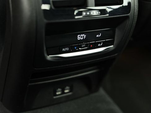 Used 2024 BMW X3 xDrive30i w/ Premium Package AWD/4WD image 25