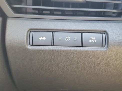 New 2025 Nissan Altima 2.5 SR w/ SR Premium Package image 7