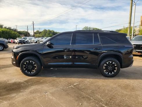 Used 2024 Chevrolet Traverse Z71 w/ LPO, Floor Liner Package AWD/4WD image 4