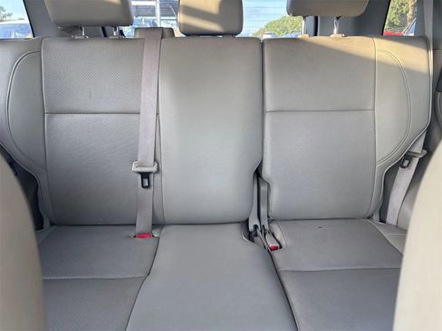 Used 2012 Suzuki Grand Vitara Limited AWD/4WD image 4