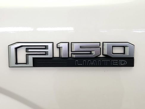 Used 2019 Ford F150 Limited image 38
