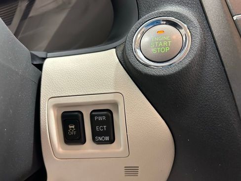 Used 2010 Lexus IS 250C image 17