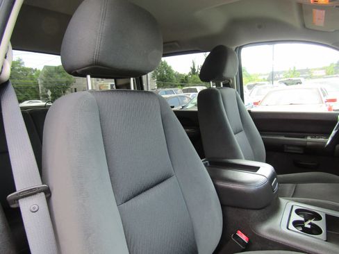 Used 2008 Chevrolet Silverado 2500 LT w/ 2LT Convenience Package RWD image 14