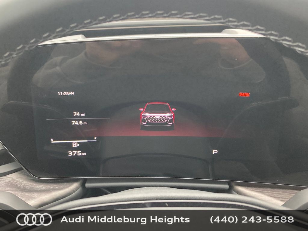 Certified 2025 Audi Q5 Premium w/ Convenience Package AWD/4WD image 36