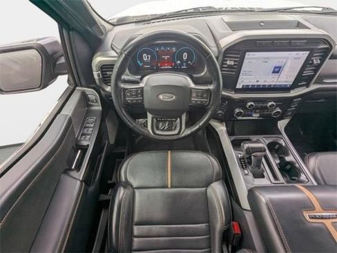 Used 2023 Ford F150 Platinum image 17