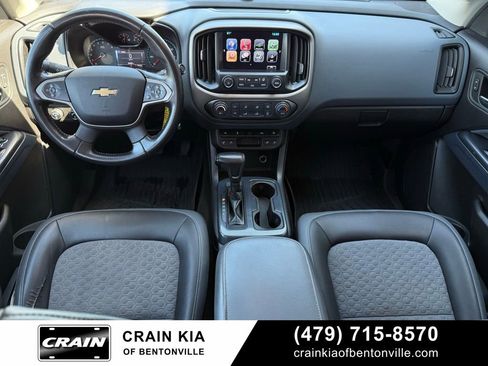 Used 2017 Chevrolet Colorado Z71 w/ Z71 Midnight Edition image 28