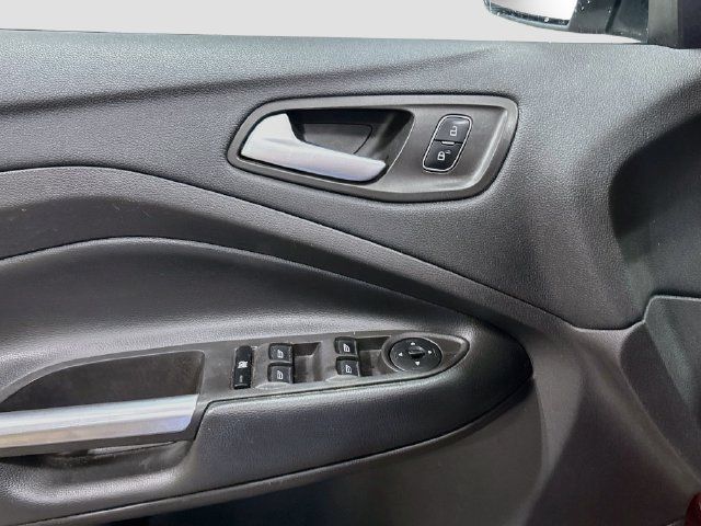 Used 2018 Ford Escape SEL AWD/4WD image 17