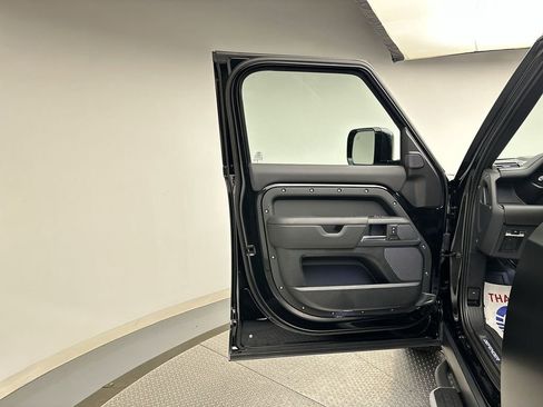 Used 2024 Land Rover Defender 110 X image 14