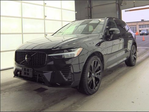 Used 2024 Volvo XC60 T8 Ultimate w/ Protection Package Premier image 1