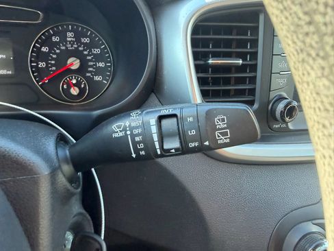 Used 2018 Kia Sorento FWD image 15
