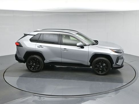Used 2025 Toyota RAV4 SE AWD/4WD image 53