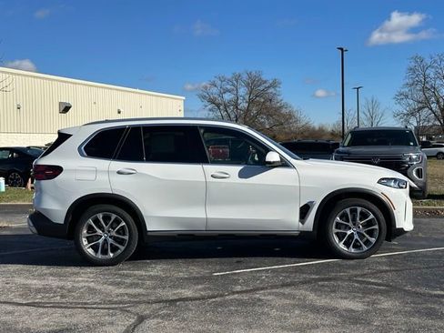 Certified 2024 BMW X5 xDrive40i w/ Premium Package image 8