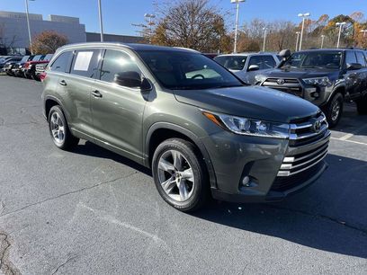 Used 2017 Toyota Highlander Limited