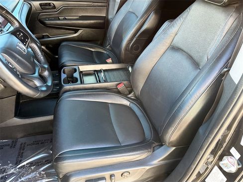 Used 2024 Honda Odyssey EX-L image 18