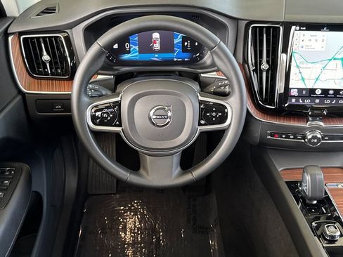 Certified 2023 Volvo XC60 B5 Plus w/ Protection Package Premier FWD image 13
