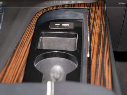 Used 2024 Cadillac Escalade ESV Luxury AWD/4WD image 29